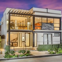 Villa Bay