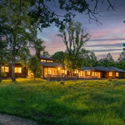 Wander Kenwood Retreat