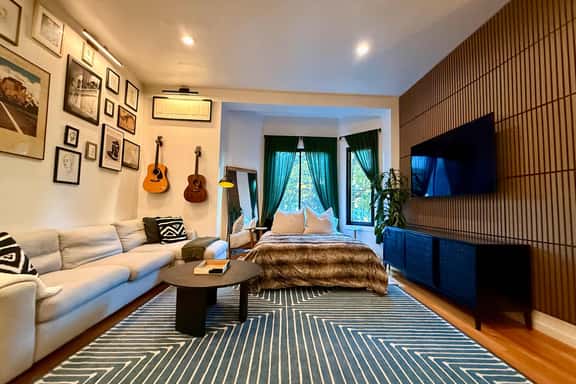 Artists' Studio Loft - Image 1