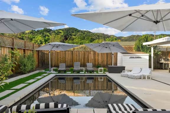 Walk to Spas & Wine Bars | Pool | Calistoga - Image 2